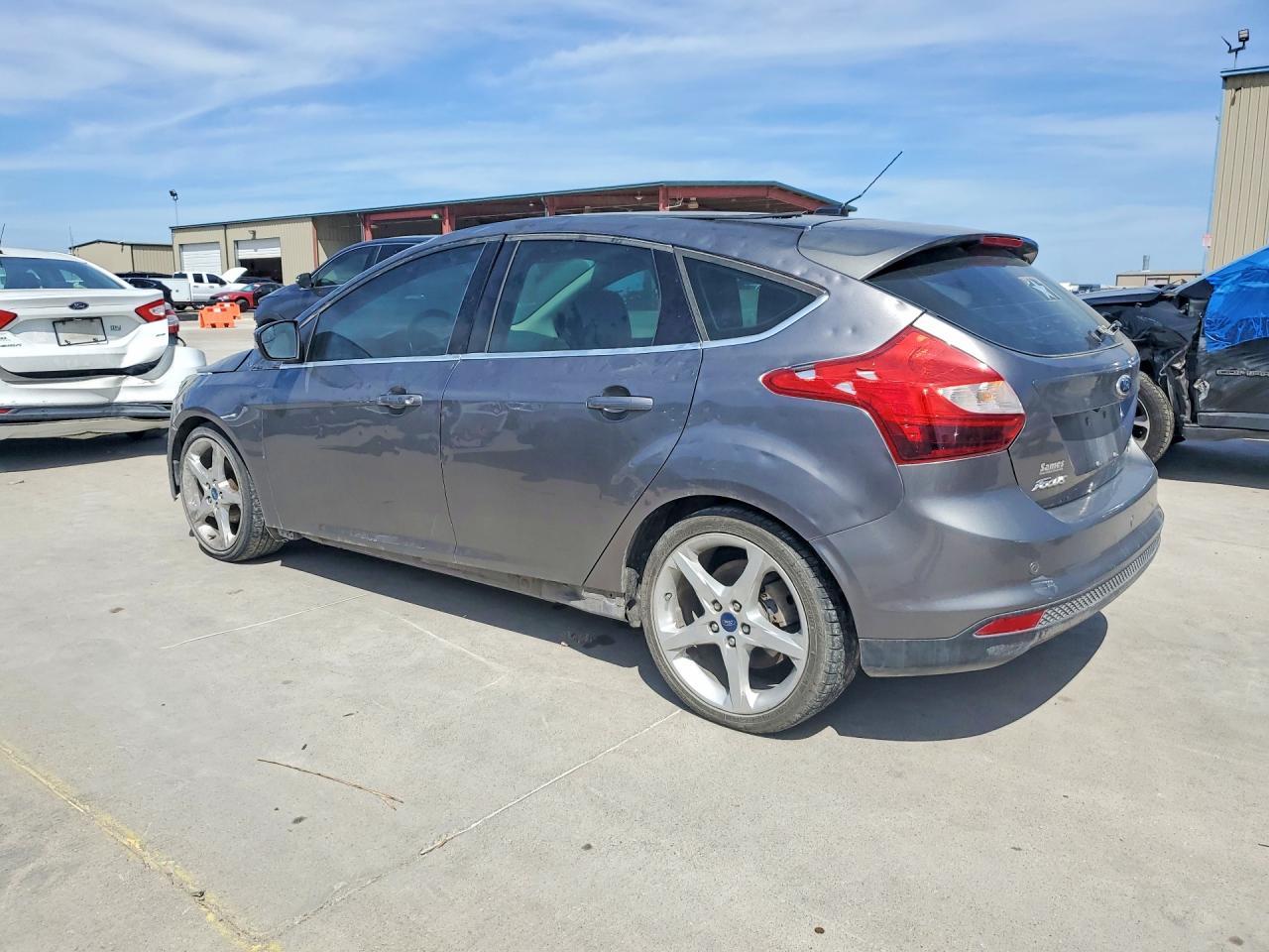 2014 Ford Focus Titanium - Фото 2