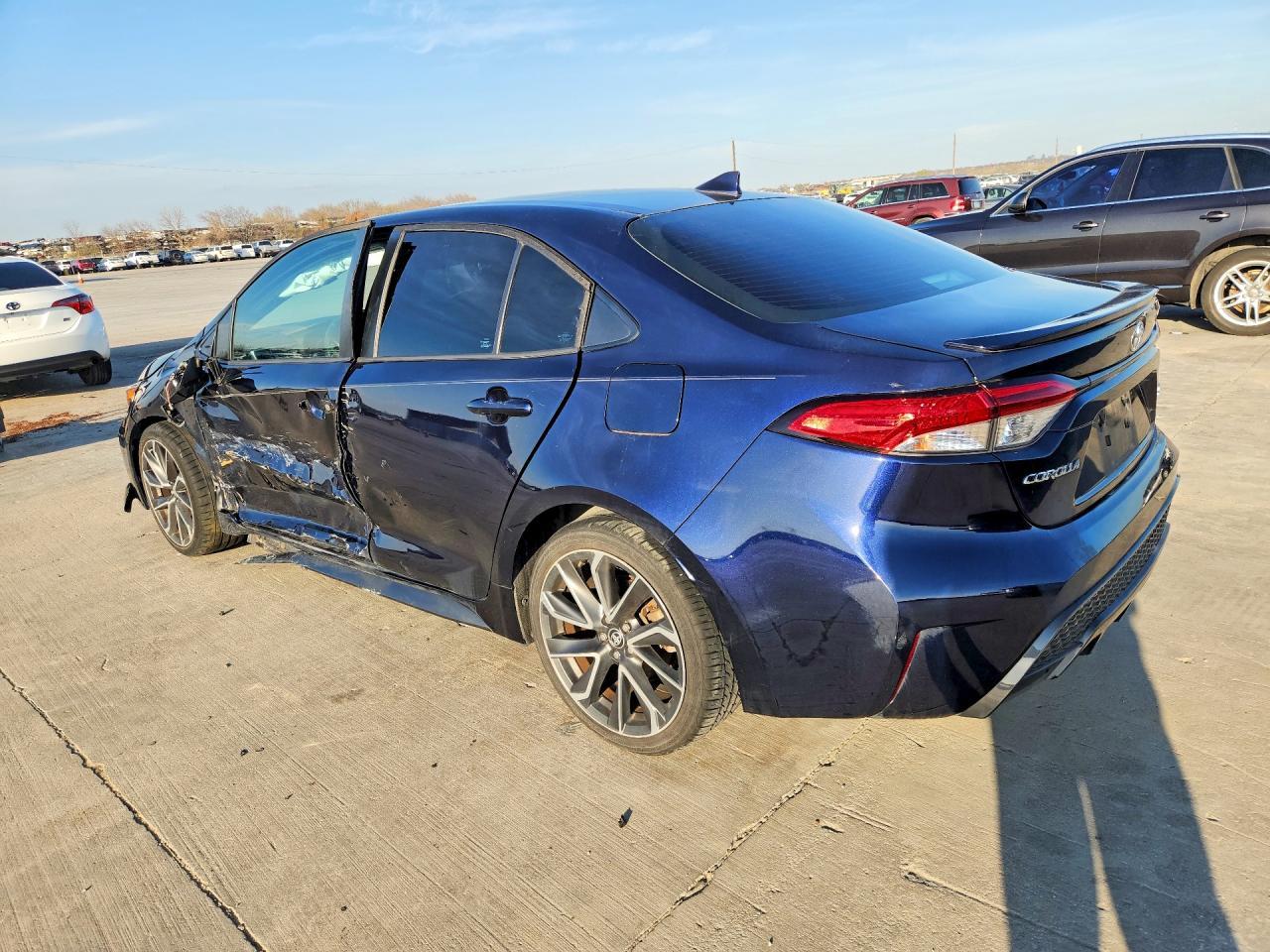 2020 Toyota Corolla Se - Image 2