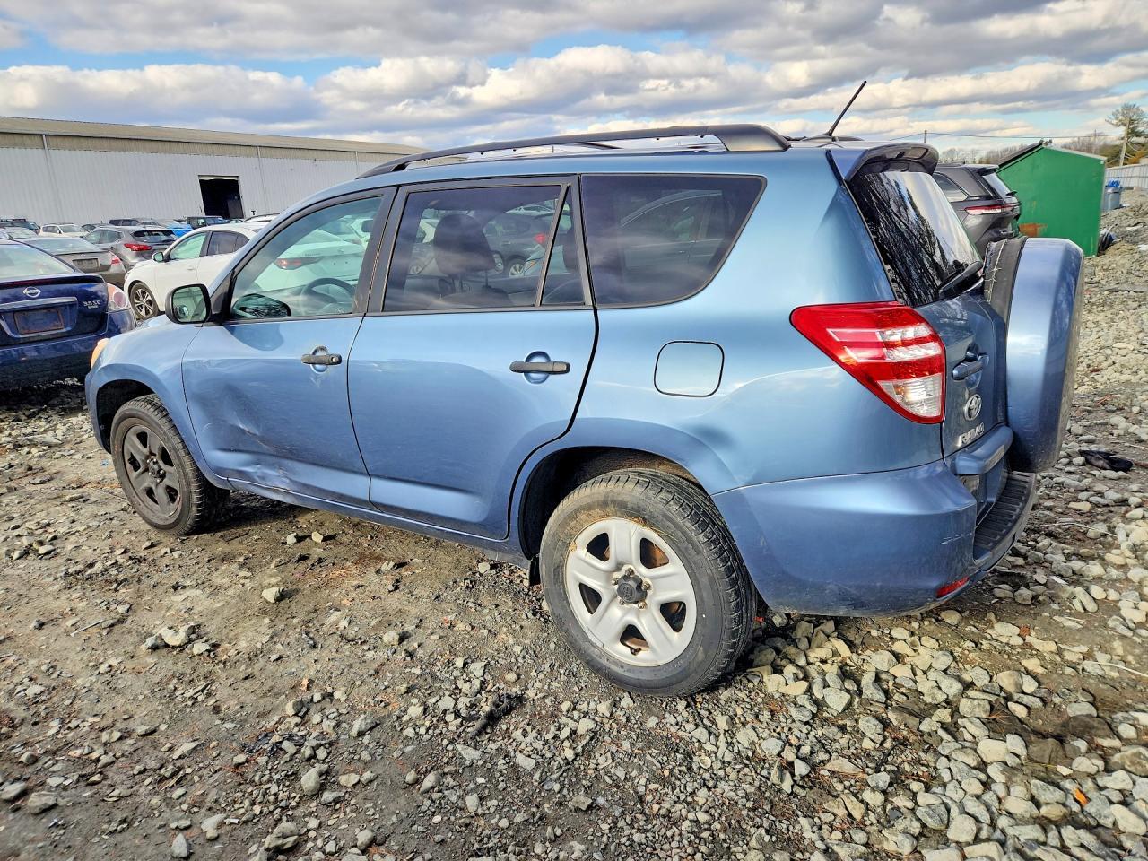 2011 Toyota Rav4 Base - Фото 2