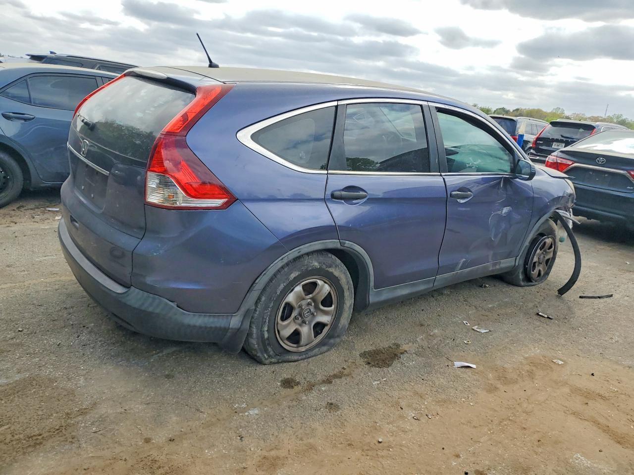2013 Honda Cr-V Lx - Image 3