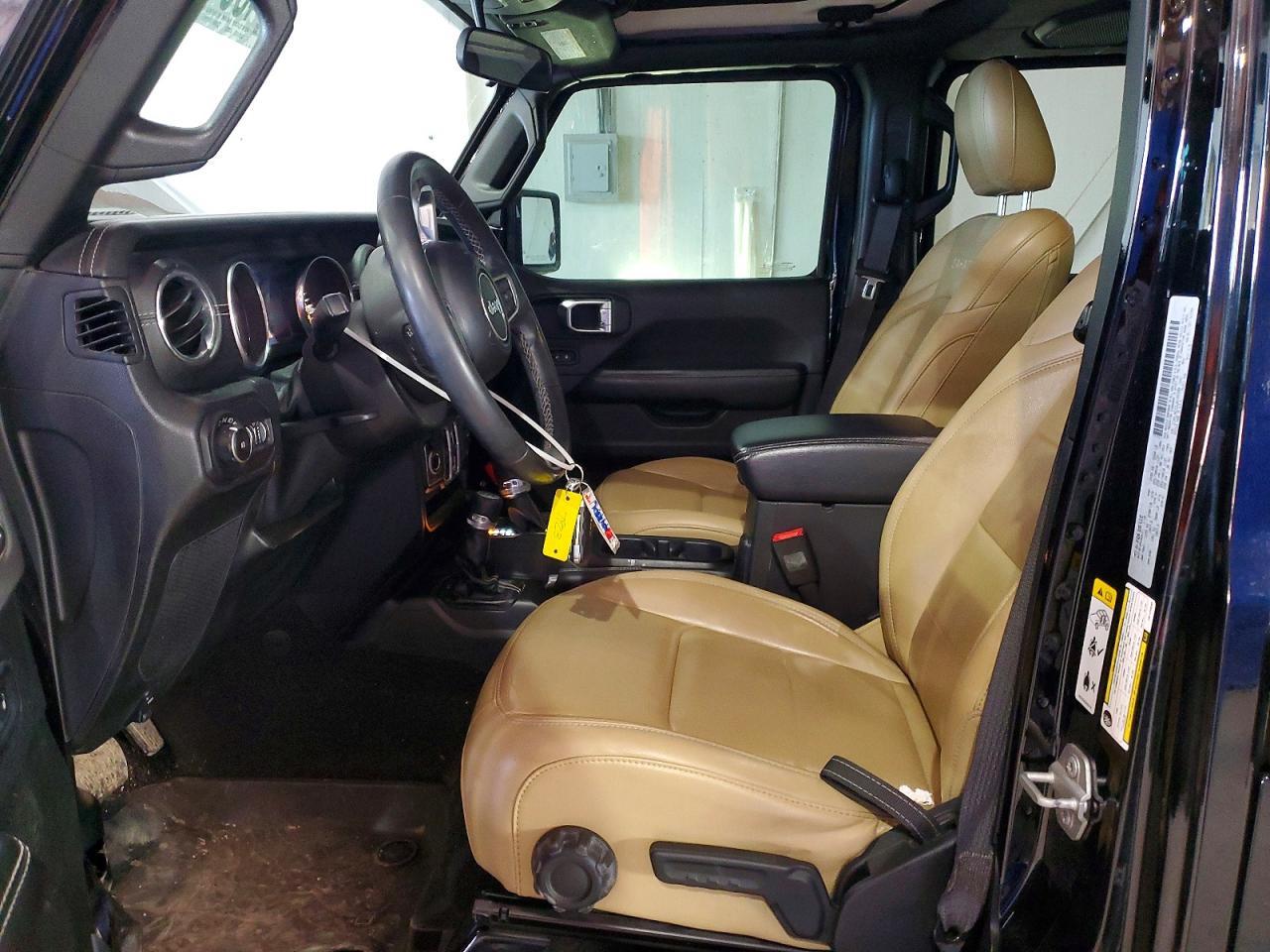 2018 Jeep Wrangler Unlimited Sahara - Image 7