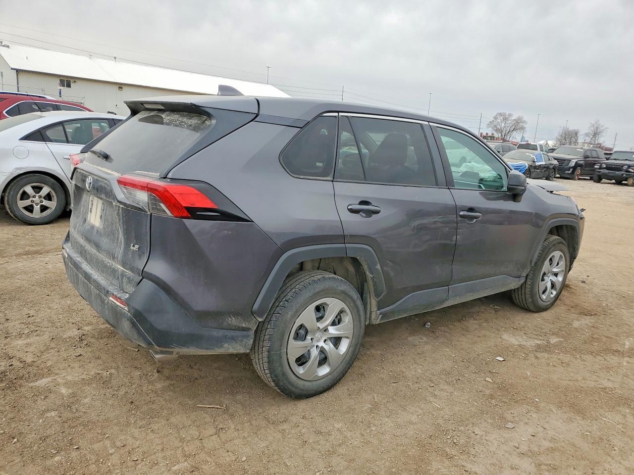 2022 Toyota Rav4 Le - Фото 3