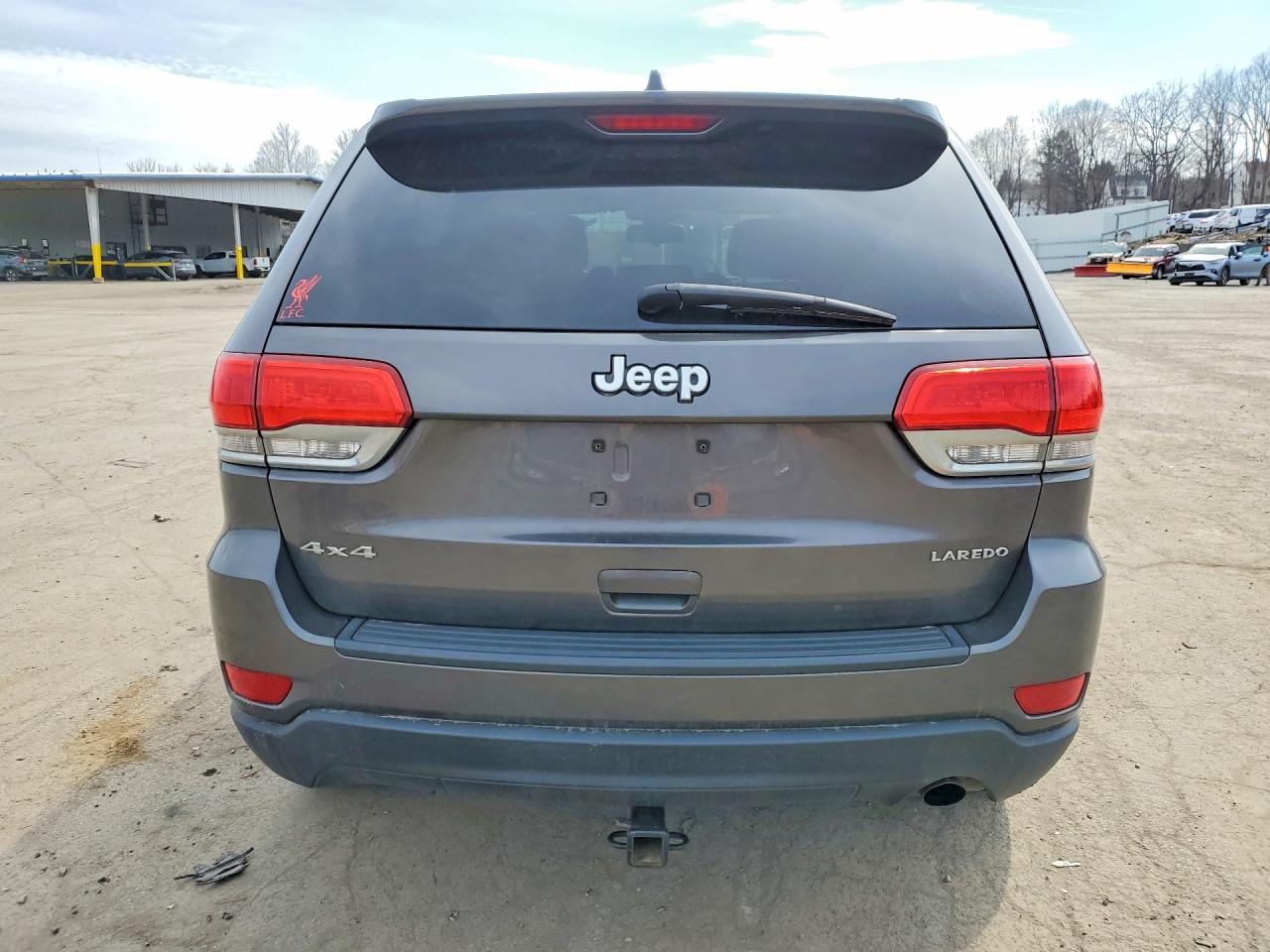 2014 Jeep Grand Cherokee Laredo - Image 6