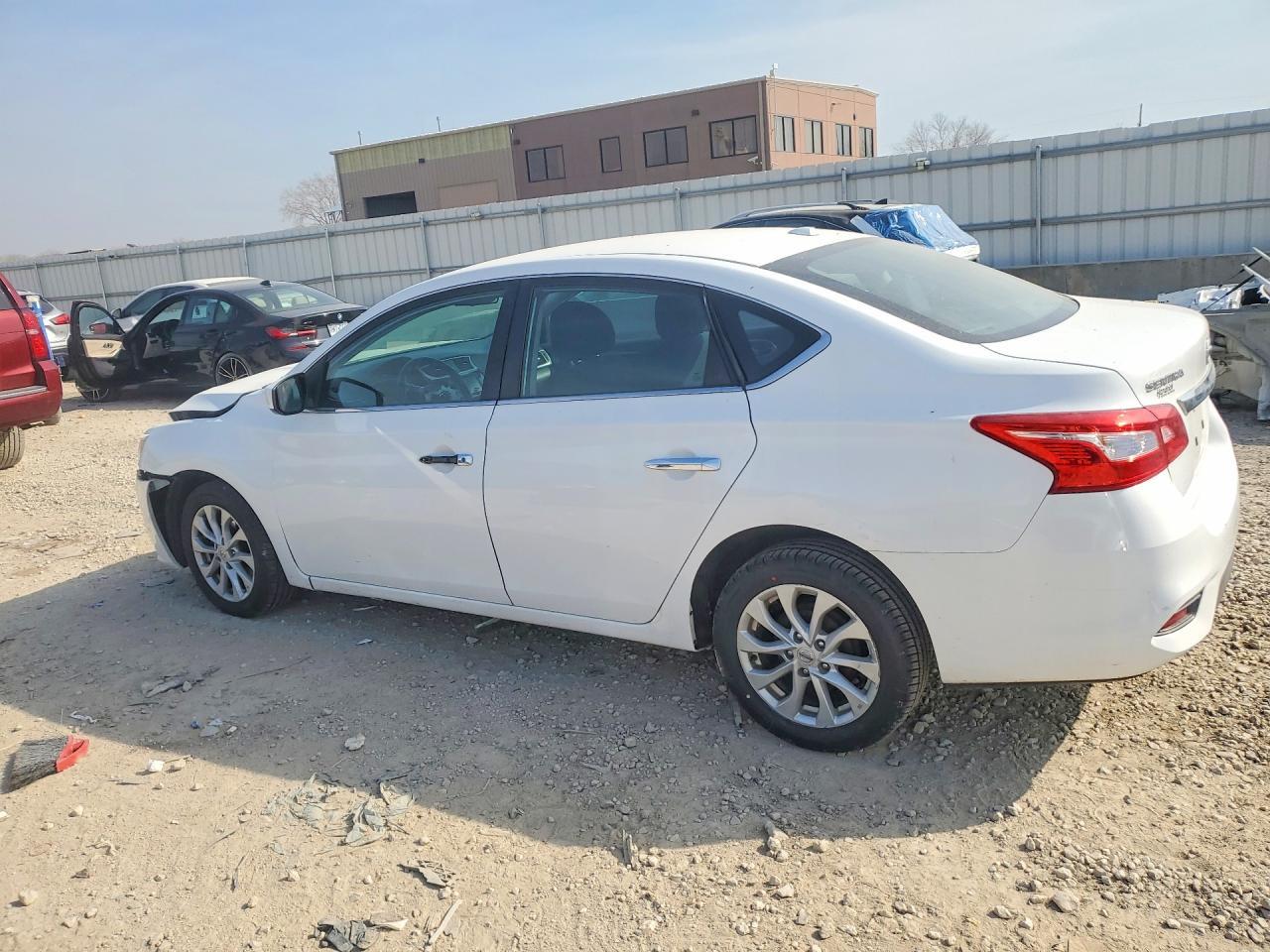 2019 Nissan Sentra Sv - Фото 2
