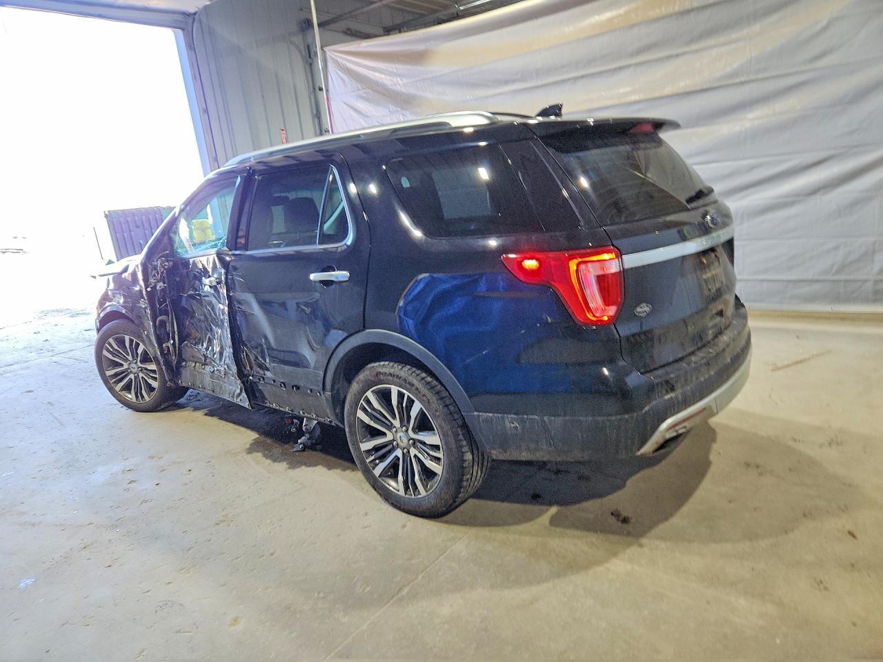 2016 Ford Explorer Platinum - Фото 2