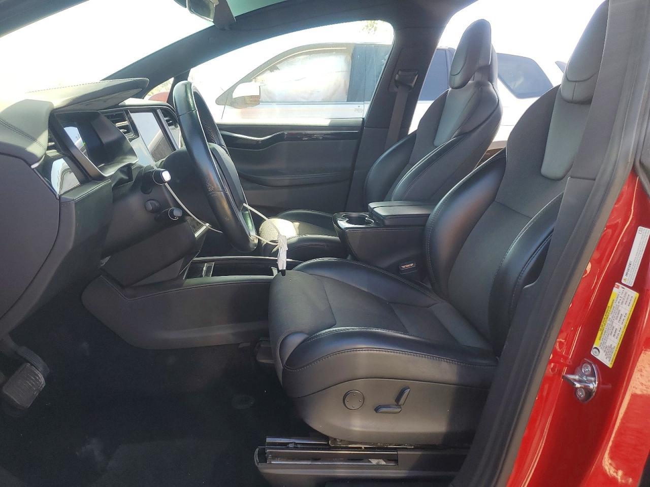 2018 Tesla Model X - Фото 7