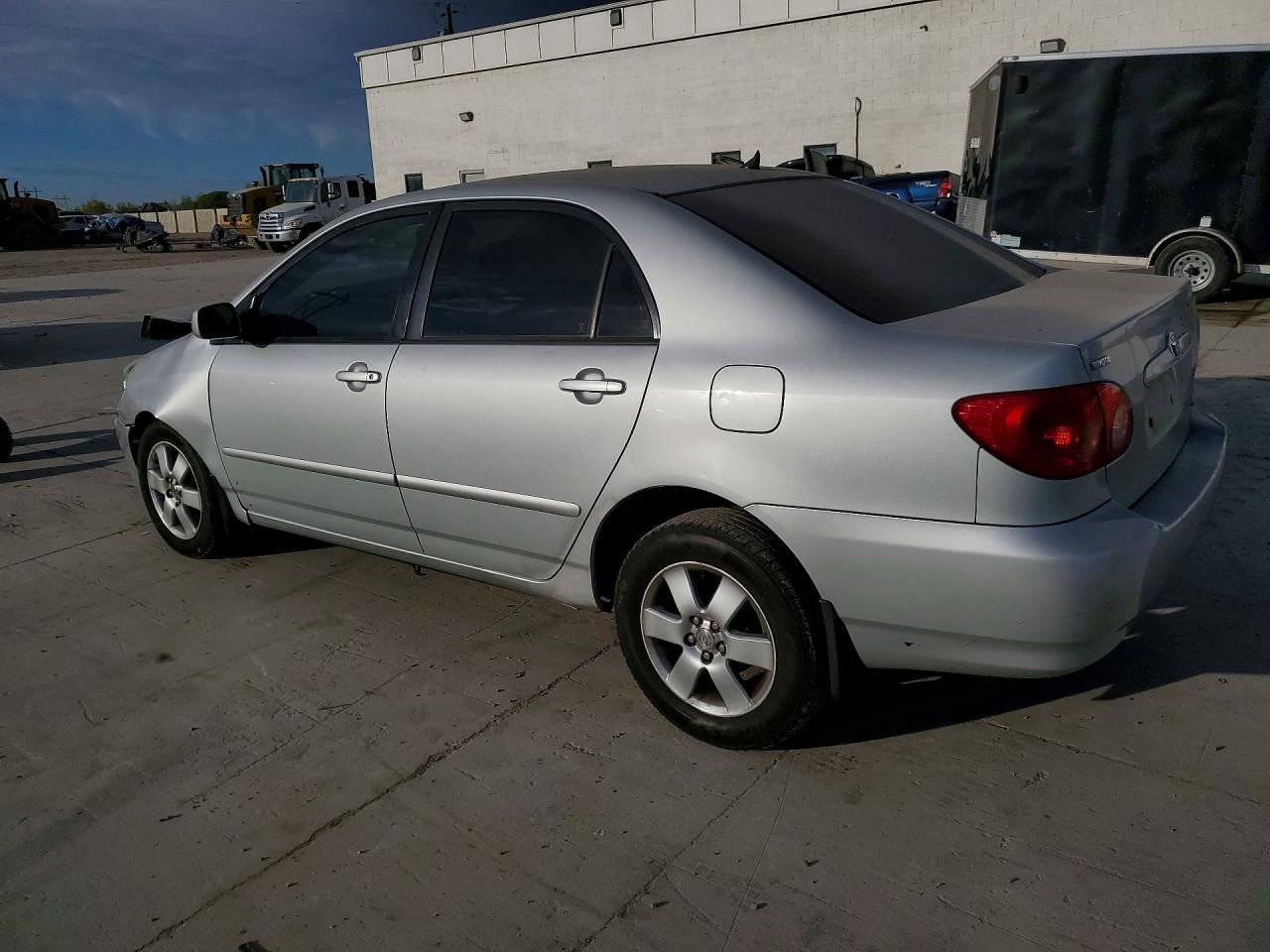 2005 Toyota Corolla Le - Фото 2
