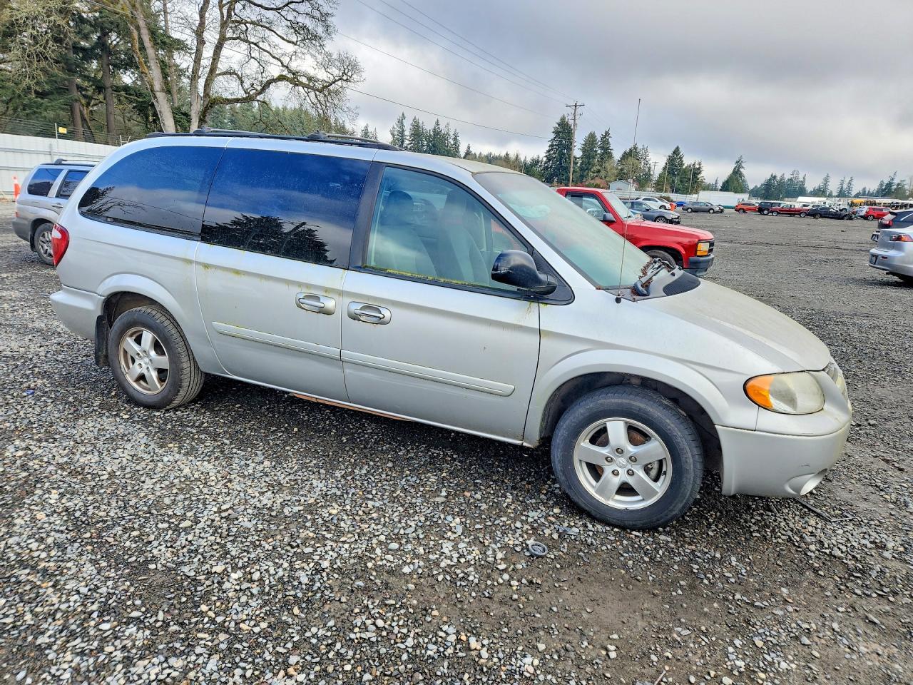2005 Dodge Caravan - Фото 4