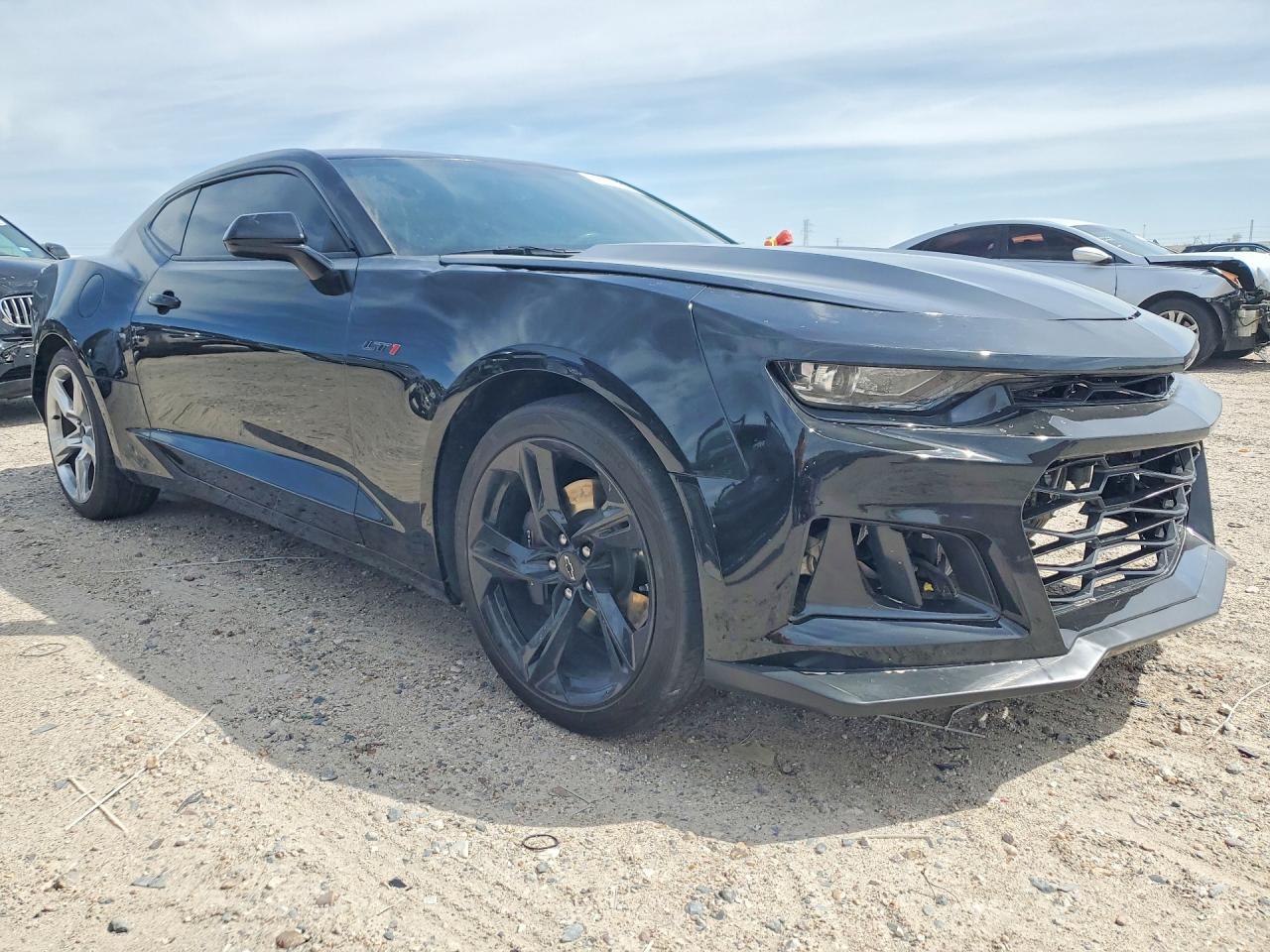 2023 Chevrolet Camaro Lt1 - Image 4