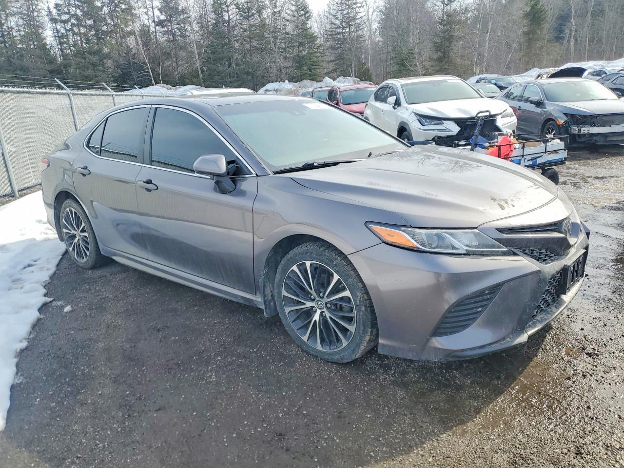 2018 Toyota Camry L - Фото 4
