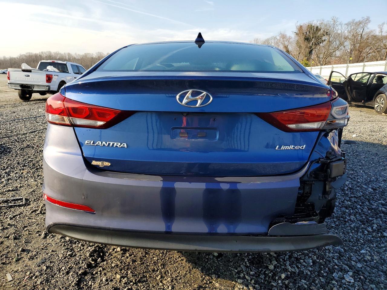 2017 Hyundai Elantra Limited - Фото 6