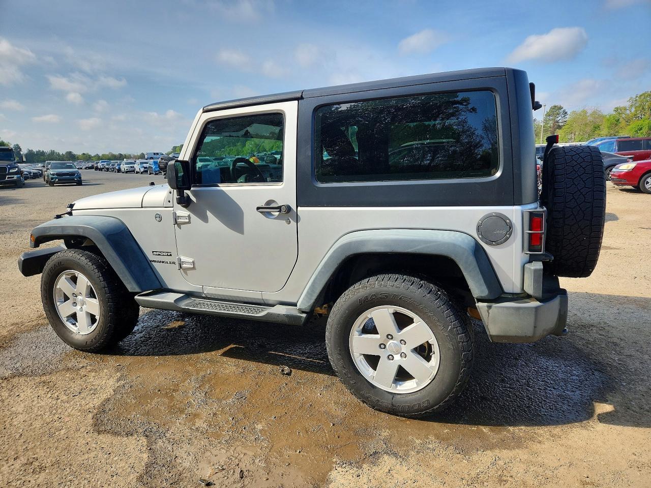 2012 Jeep Wrangler Sport - Фото 2