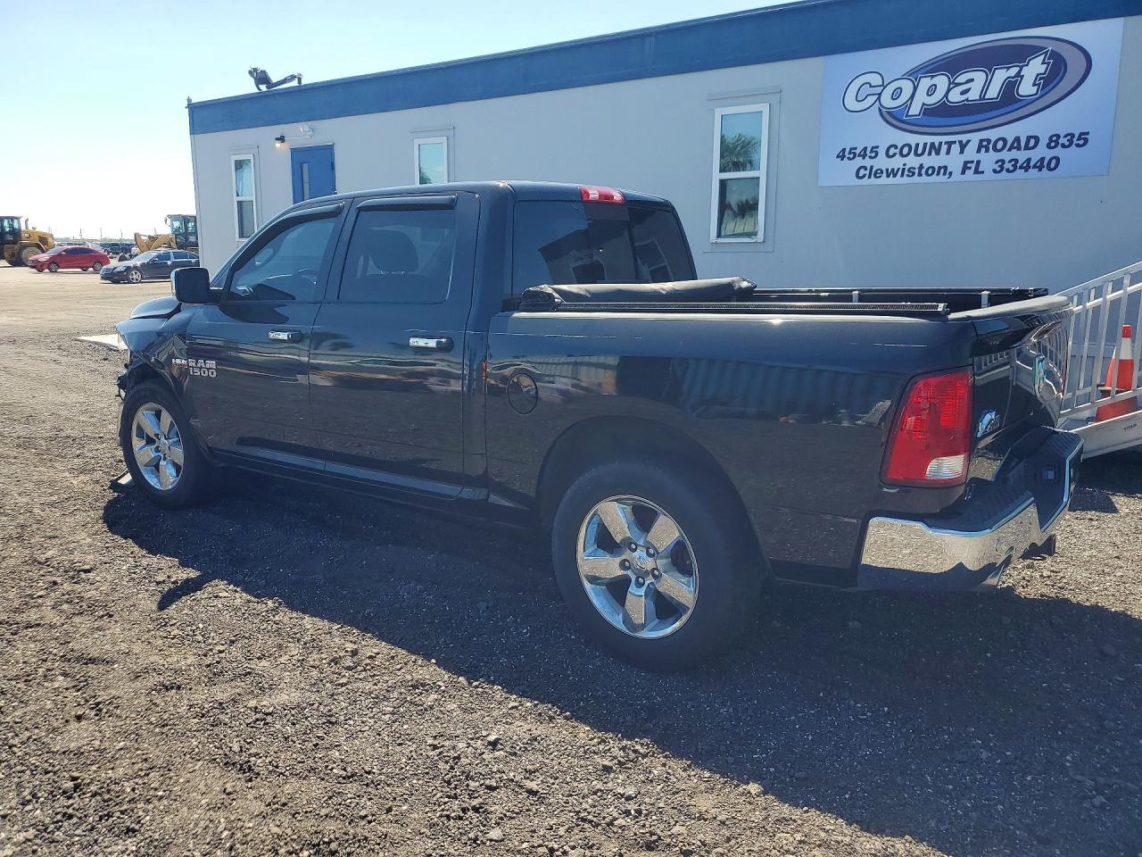 2016 Ram 1500 Slt - Image 2