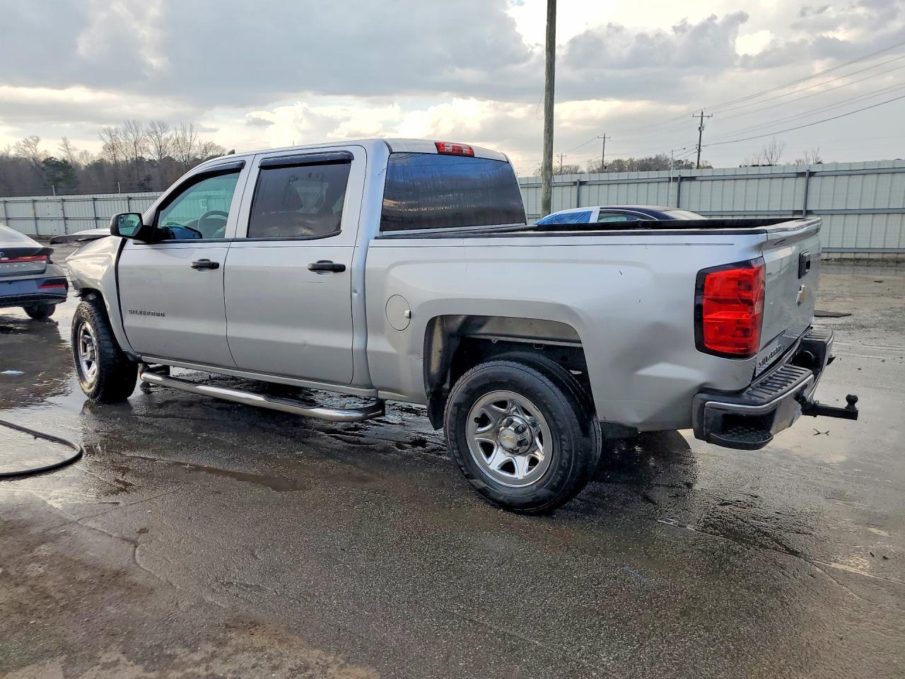 2015 Chevrolet Silverado C1500 - Фото 2