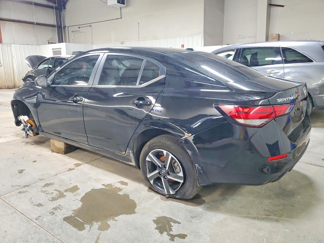 2025 Nissan Sentra Sv - Image 2