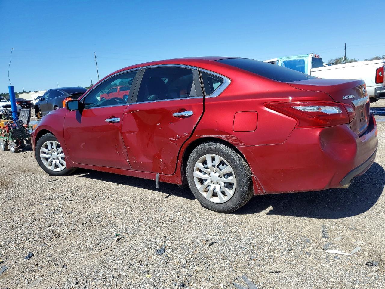 2018 Nissan Altima 2.5 S - Фото 2