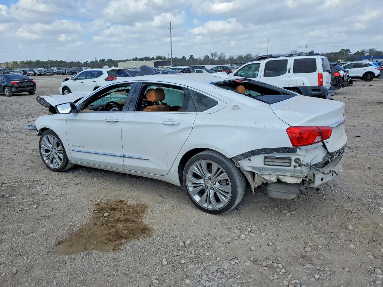 2016 Chevrolet Impala Ltz - Image 2