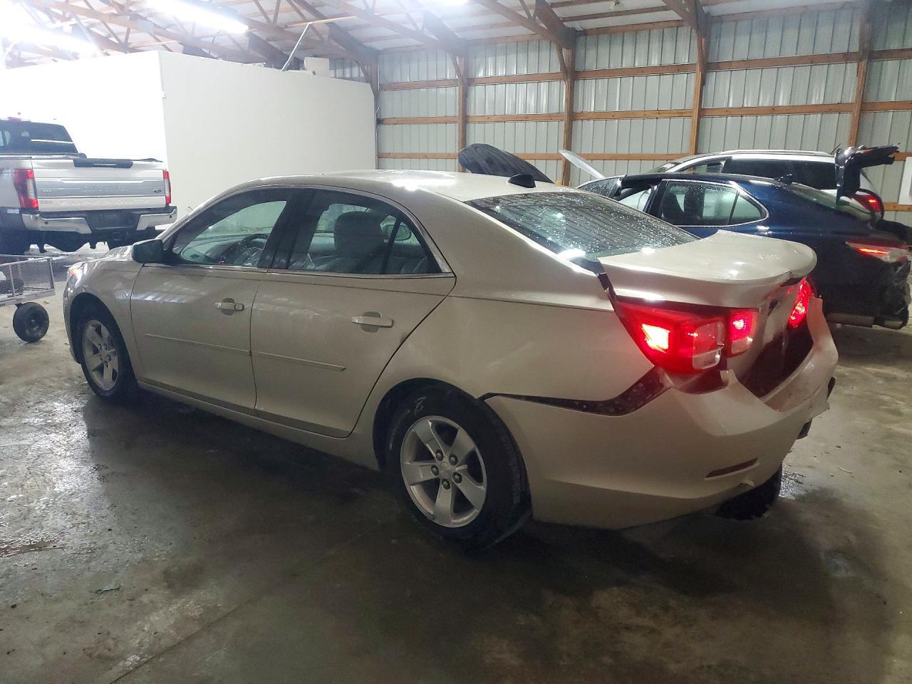 2014 Chevrolet Malibu Ls - Фото 2