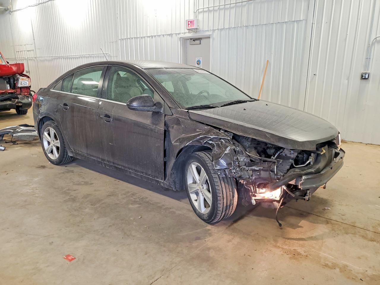 2015 Chev Cruze - Фото 4