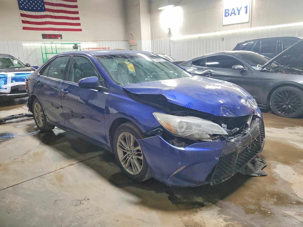 2015 Toyota Camry Se - Image 4