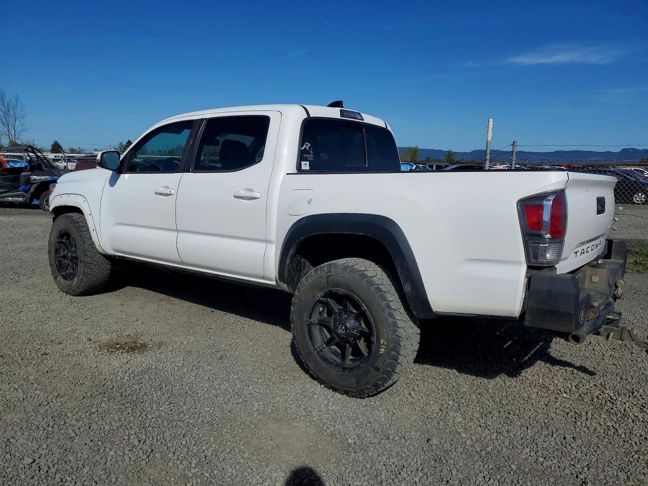 2020 Toyota Tacoma Trd Off-Road - Фото 2