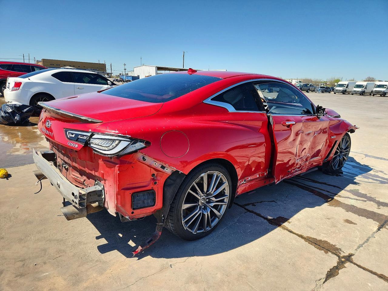 2017 Infiniti Q60 Red Sport 400 - Фото 3