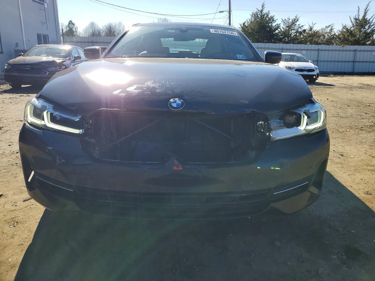 2022 BMW 530 Xi - Фото 5