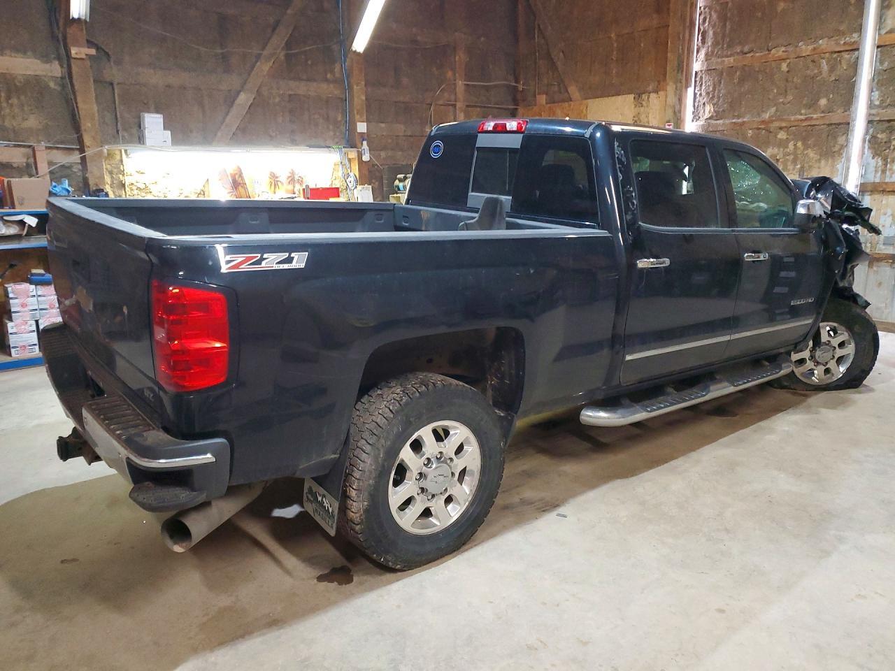 2015 Chevrolet Silverado K2500 Heavy Duty Ltz - Фото 3