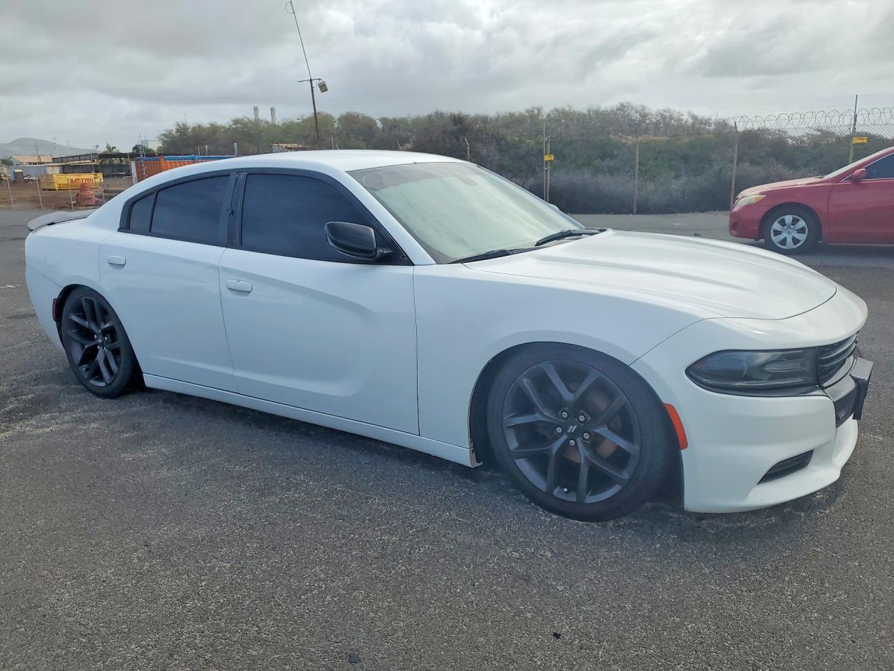 2019 Dodge Charger Sxt - Image 4