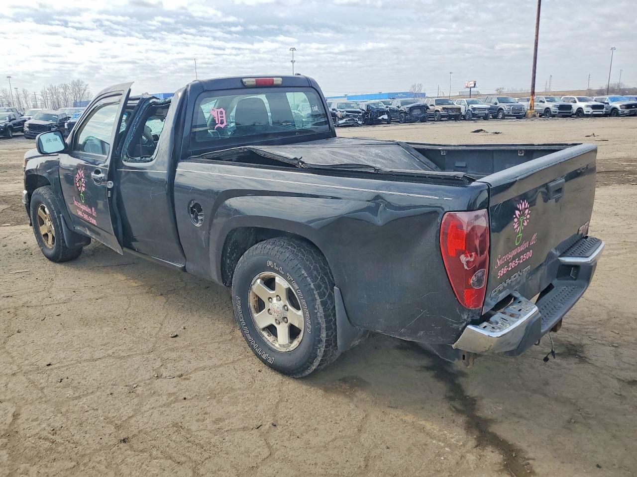 2011 GMC Canyon Sle - Image 2