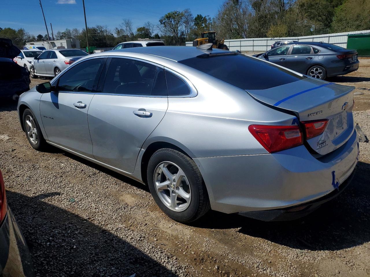 2018 Chevrolet Malibu Ls - Фото 2