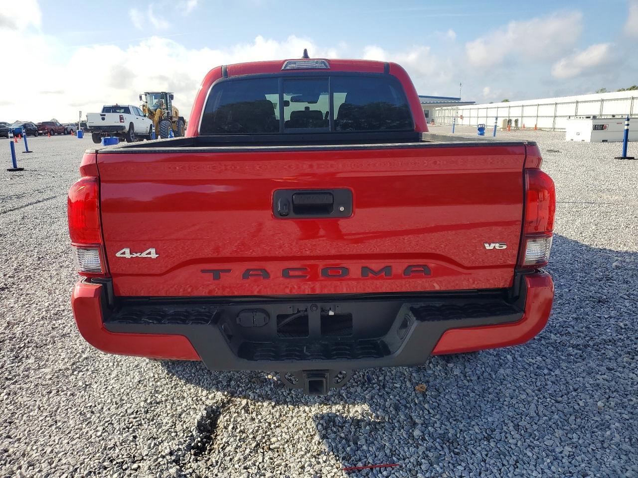 2023 Toyota Tacoma Sr V6 - Image 6