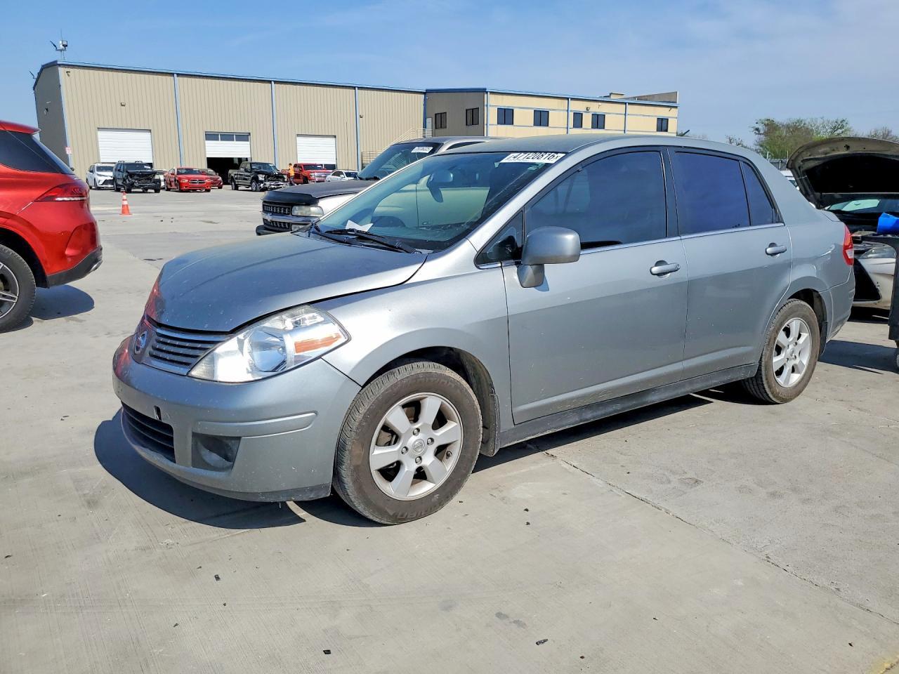 2008 Nissan Versa 1.8 S