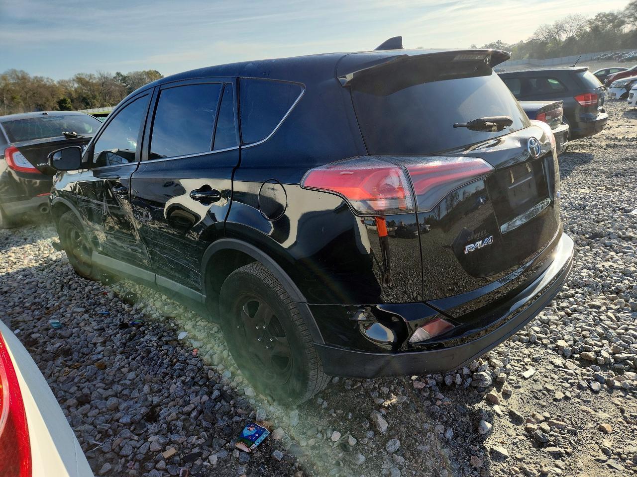 2018 Toyota Rav4 Le - Фото 2