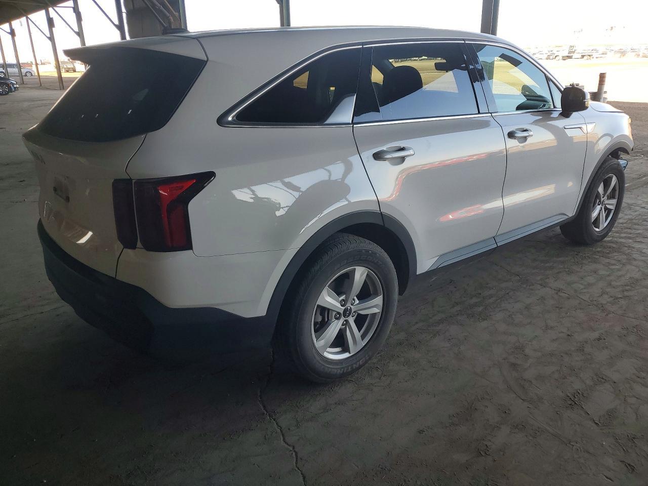 2023 Kia Sorento Lx - Фото 3