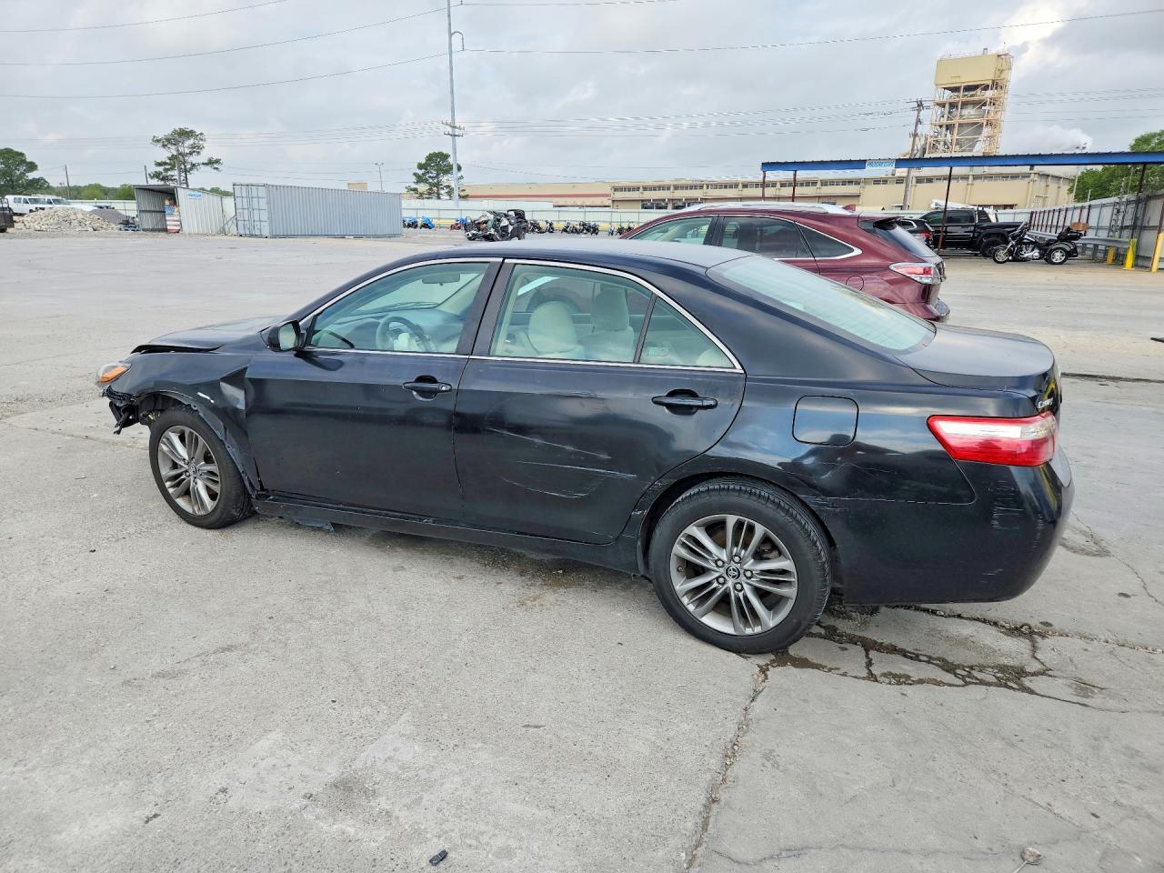 2008 Toyota Camry Le - Фото 2