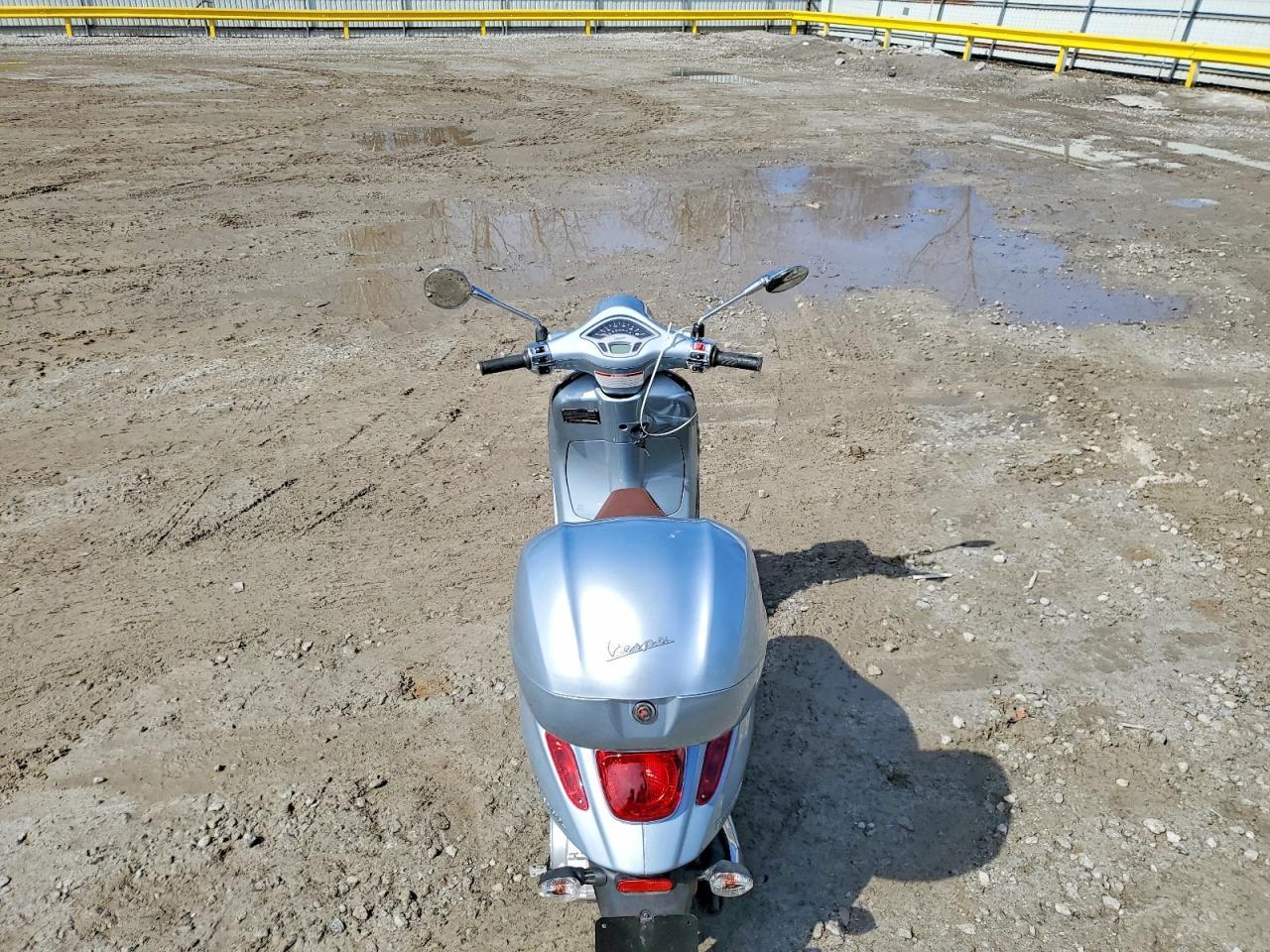 2022 Vespa Primavera 50 4V Ie - Фото 6