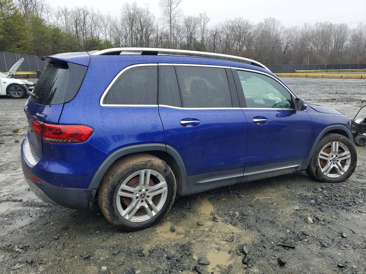 2021 Mercedes-Benz Glb 250 4Matic - Image 3