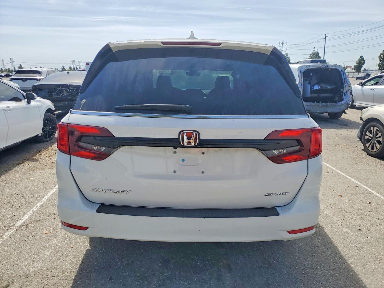 2023 Honda Odyssey Sport-L - Image 6