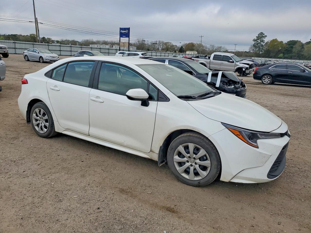 2025 Toyota Corolla Le - Image 4