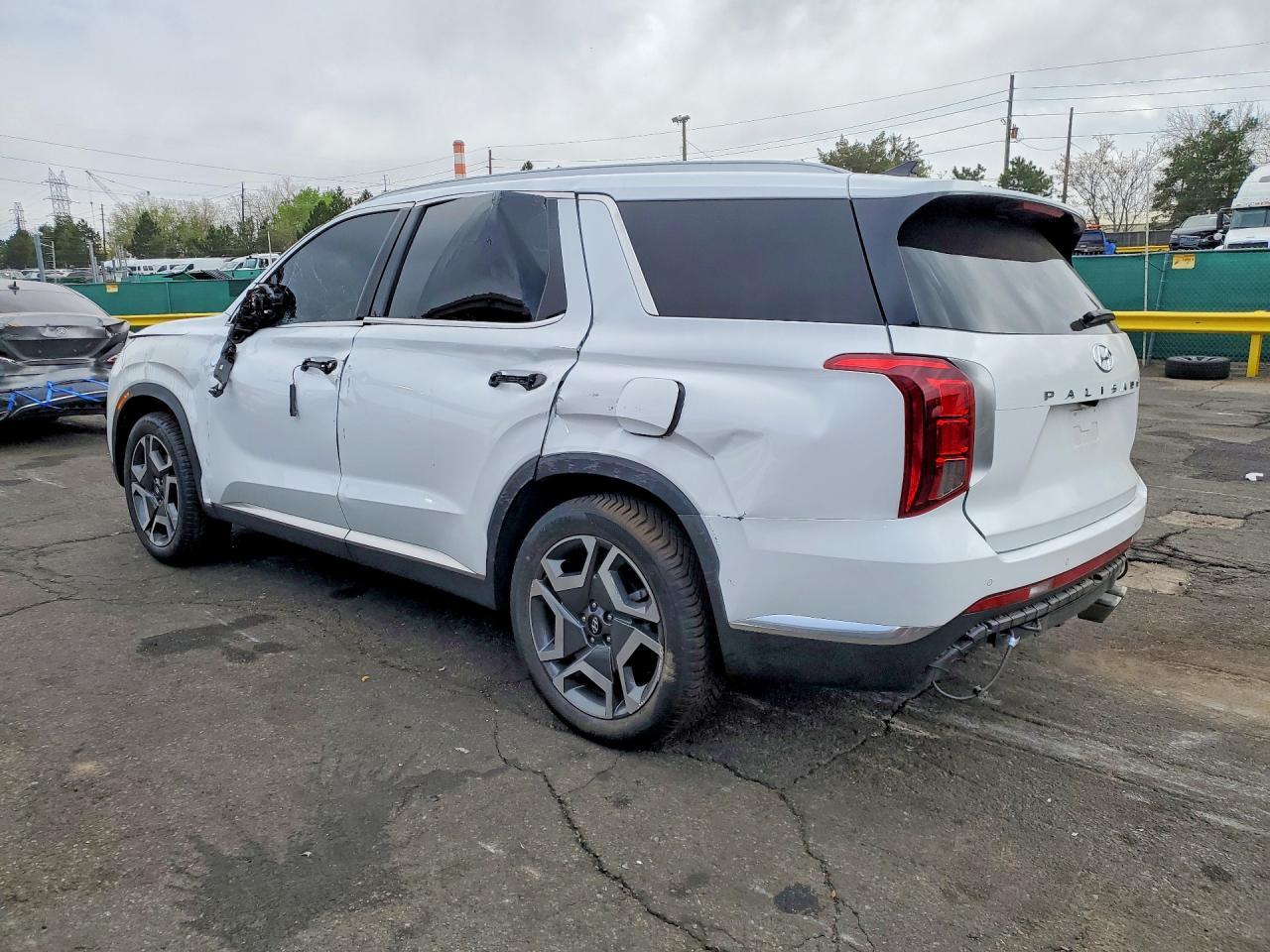 2024 Hyundai Palisade Limited - Фото 2