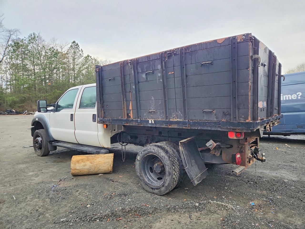 2014 Ford F450 Super Duty - Image 2