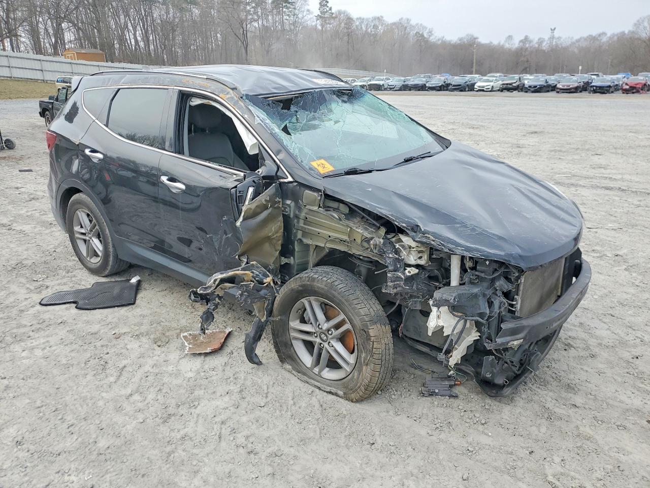 2017 Hyundai Santa Fe Sport 2.4L - Image 4