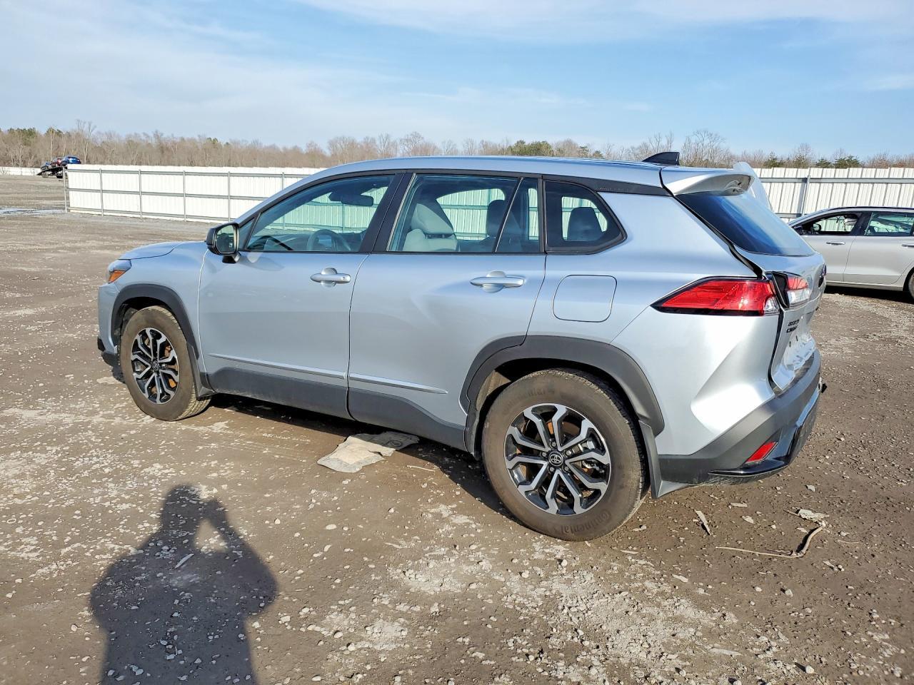 2025 Toyota Corolla Cross Hybrid S - Фото 2