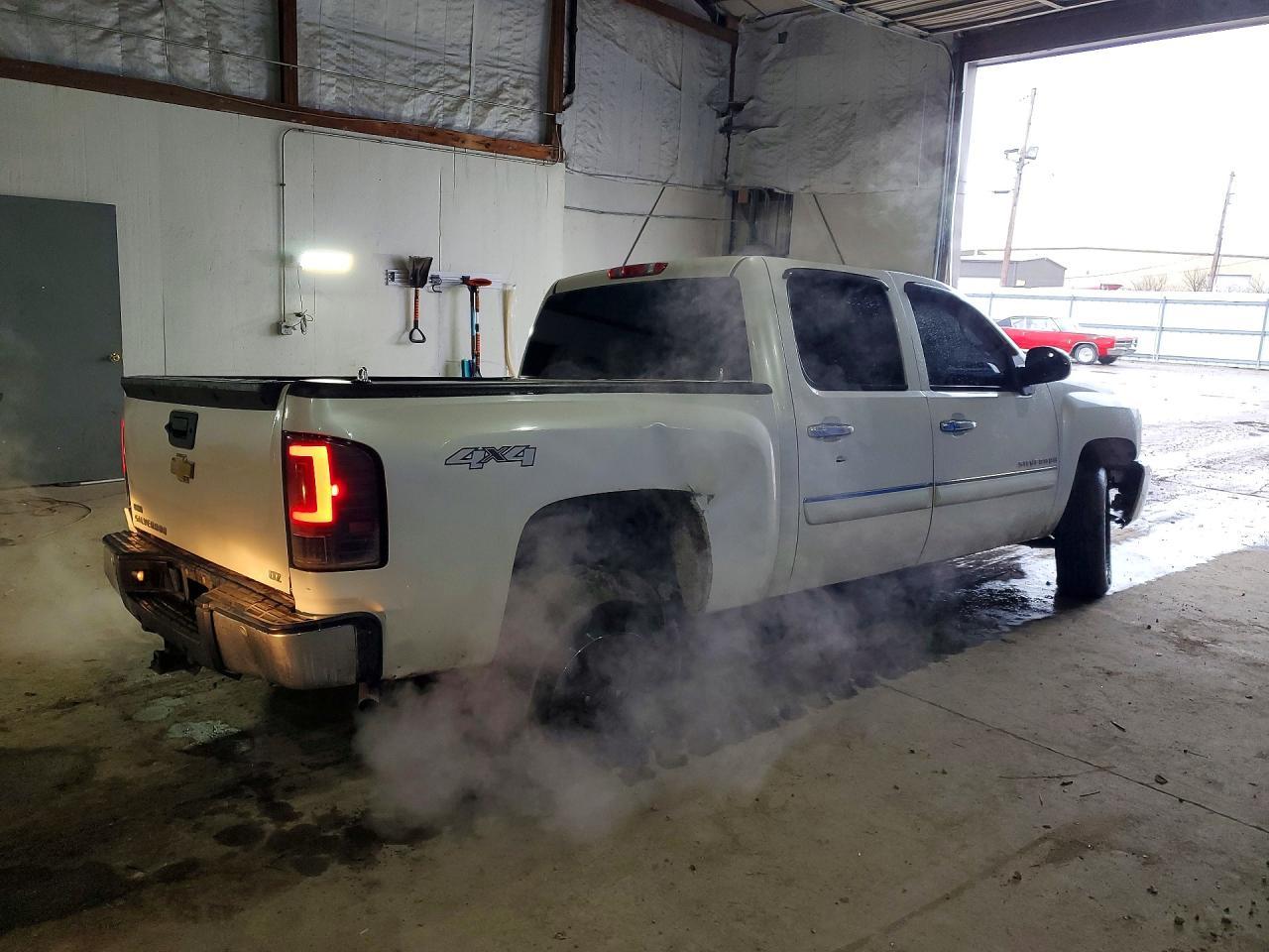 2011 Chevrolet Silverado K1500 Ltz - Фото 3
