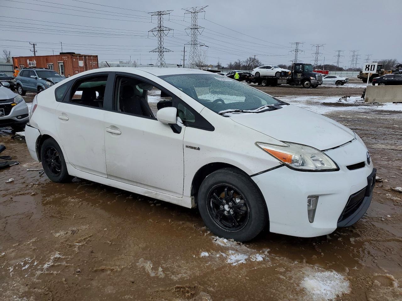2013 Toyota Prius Three - Image 4