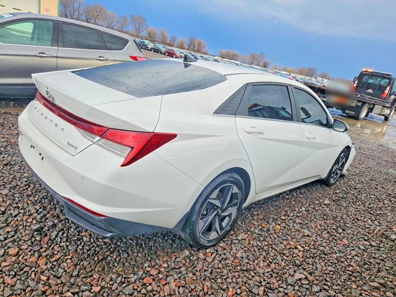 2023 Hyundai Elantra Hybrid Limited - Фото 3