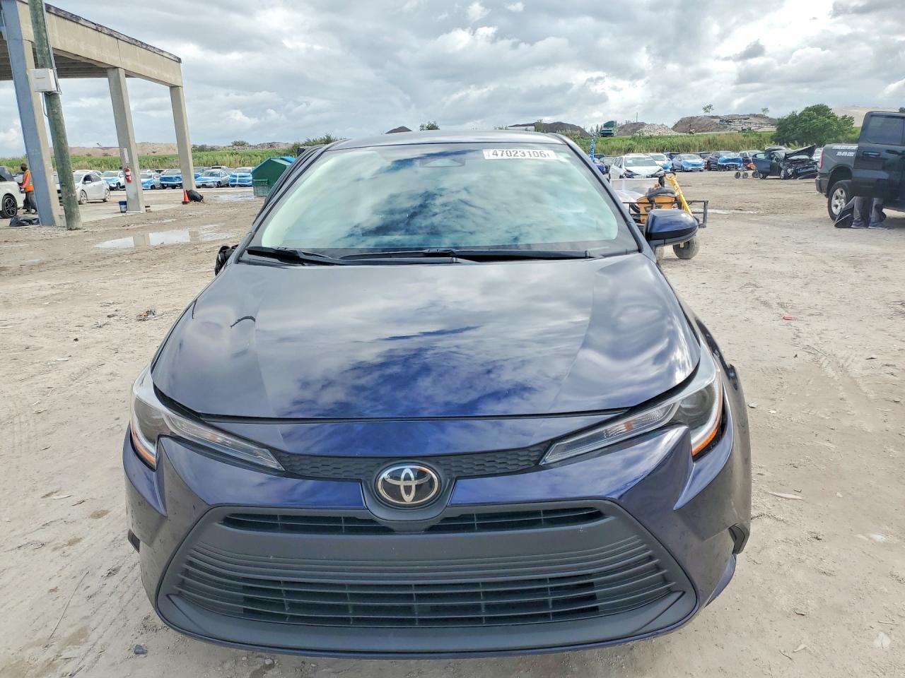 2026 Toyota Corolla Le - Image 5