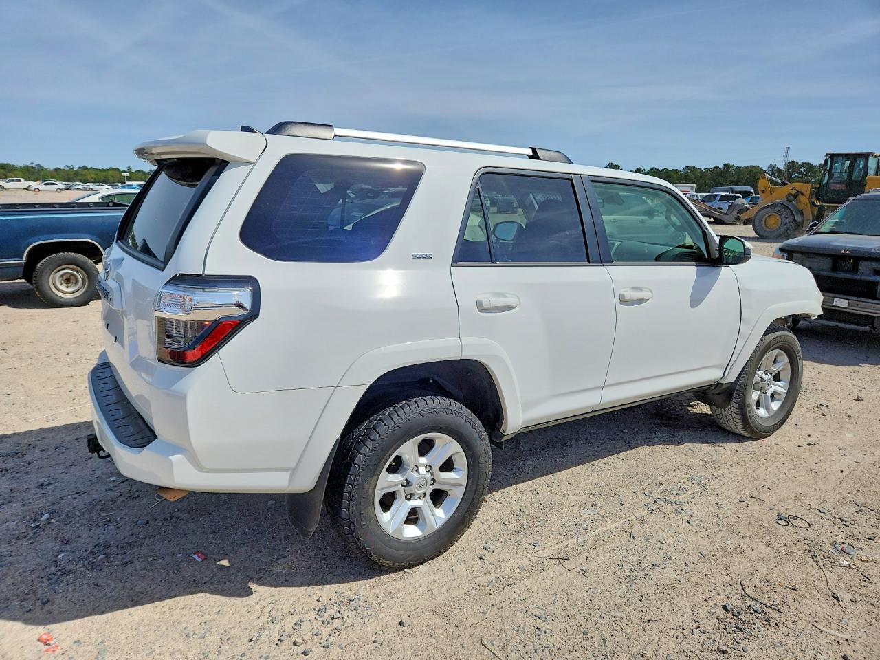 2024 Toyota 4Runner Sr5 - Фото 3