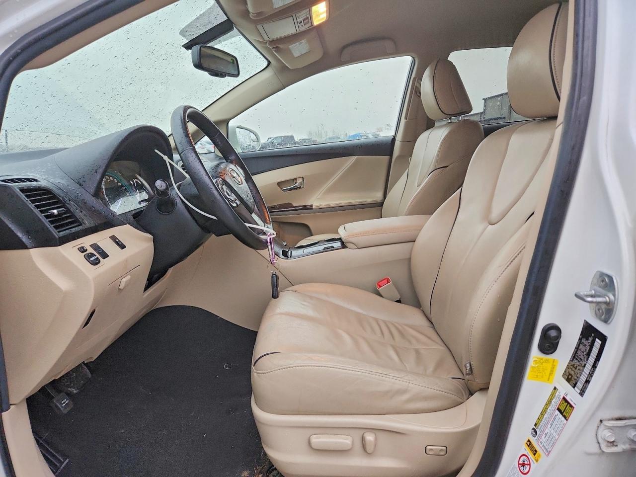2013 Toyota Venza Xle - Image 7